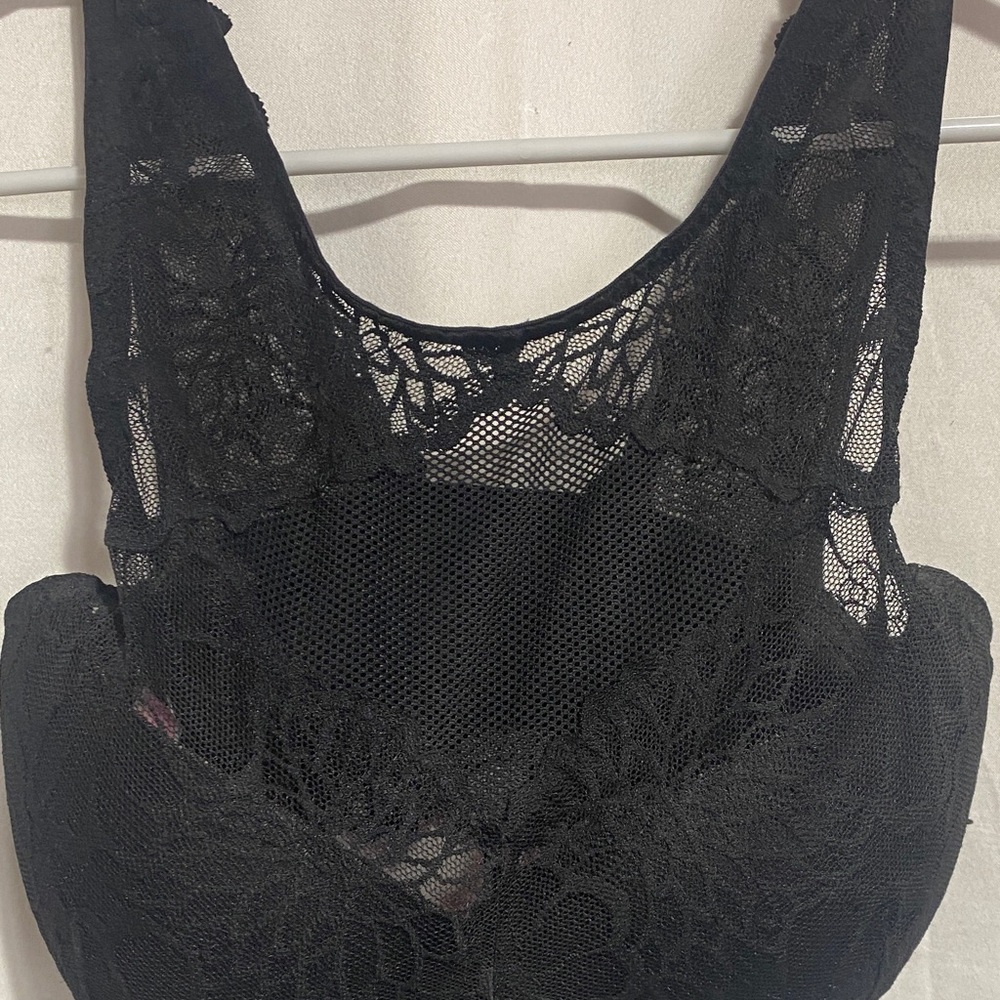 PINK Victoria's Secret Black Lace Bralette - Picture 2 of 4